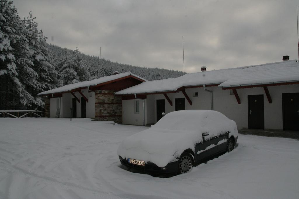 Guesthouses Prav Kamen Dolno Dryanovo Exterior foto