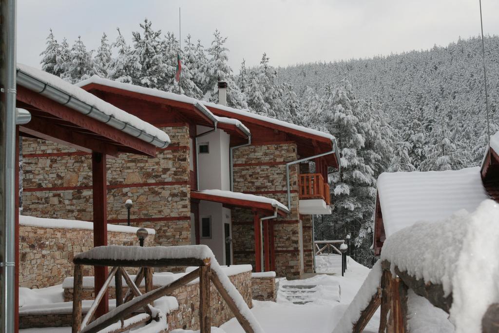 Guesthouses Prav Kamen Dolno Dryanovo Exterior foto